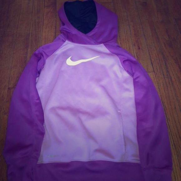 Nike hoodie - Picture 1 of 1